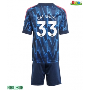 Arsenal Riccardo Calafiori #33 Bortaställ Barn 2025-26 Kortärmad (+ Korta byxor)